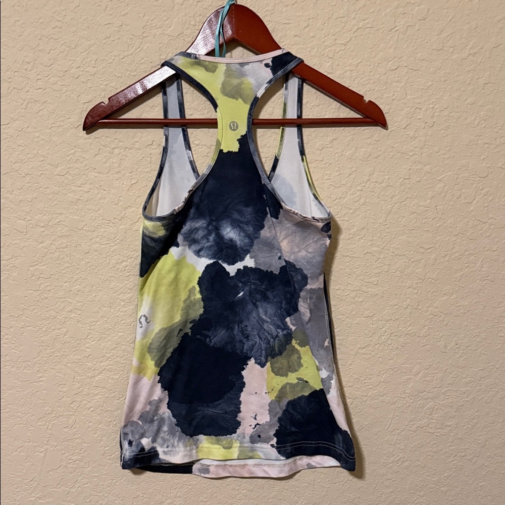 Lululemon Stylish Tie-Dye Racerback Tank Top size small